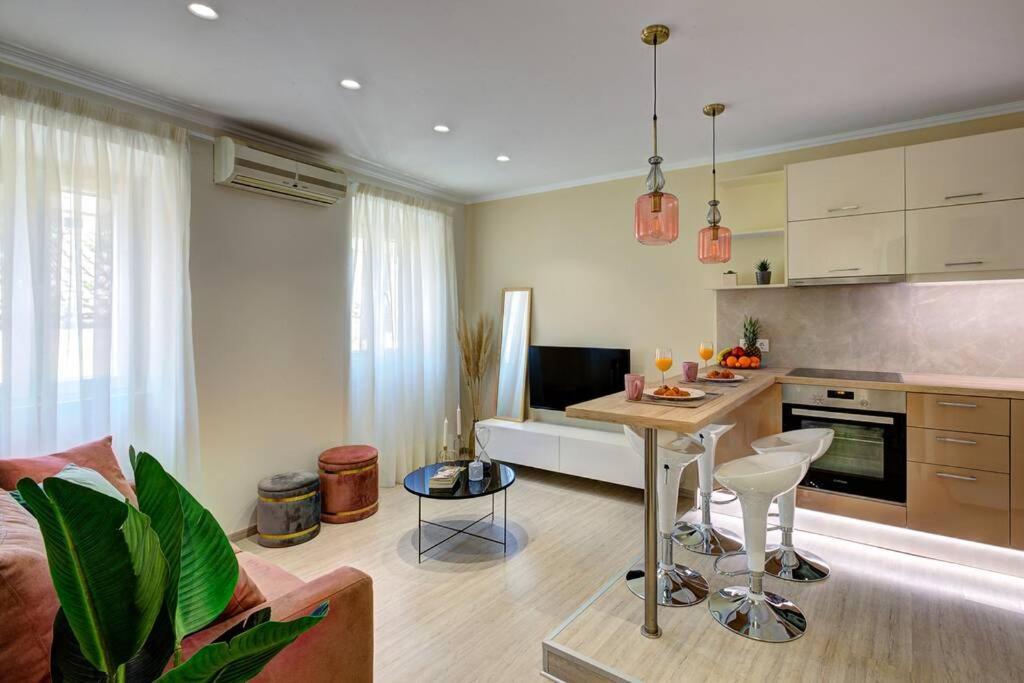 Marilu- The Downtown Suite Corfu  Luaran gambar
