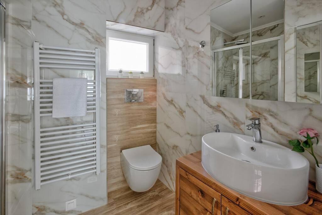 Marilu- The Downtown Suite Corfu  Luaran gambar